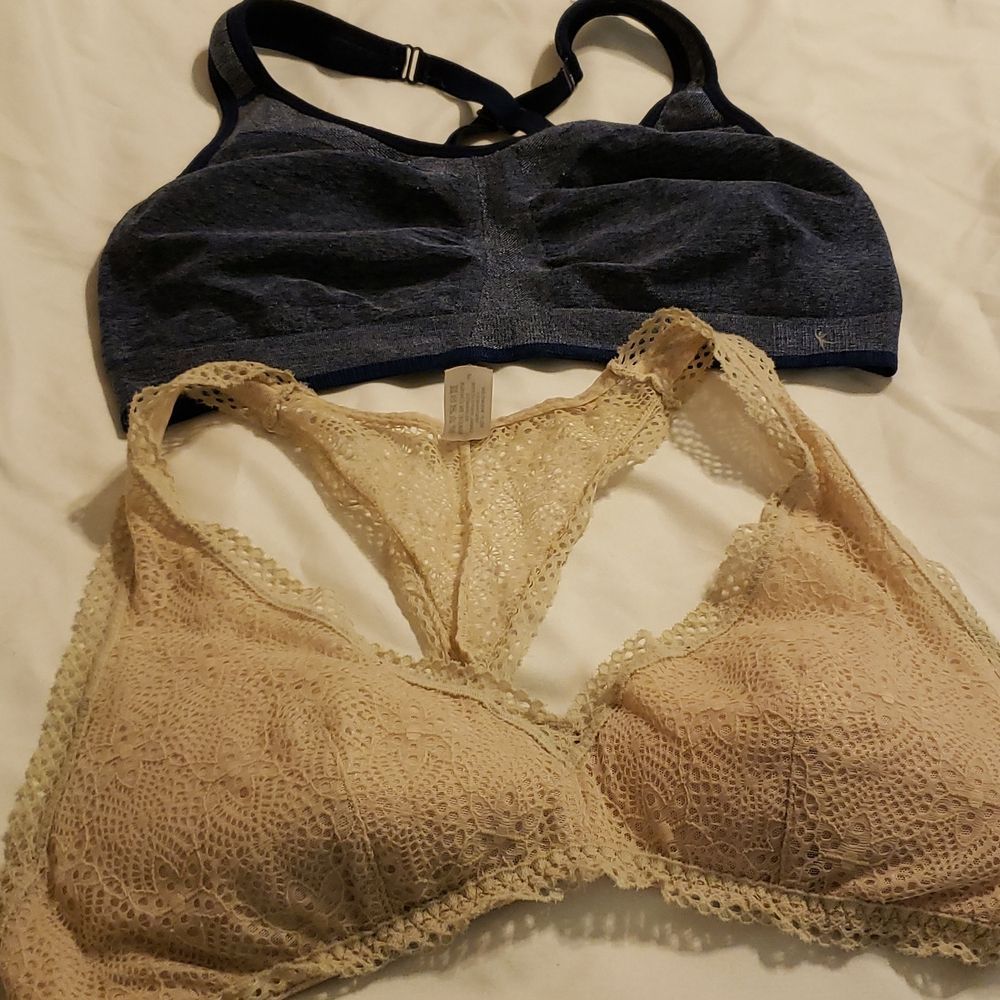 2 Bras Large